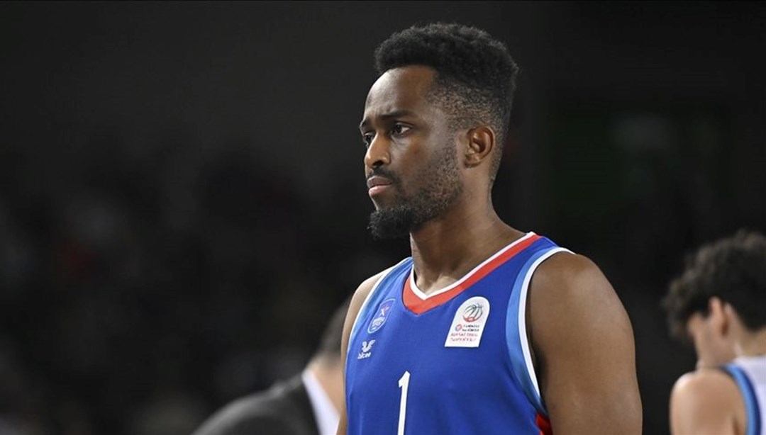 Anadolu Efes’te Beaubois en az 6 hafta sahalardan uzak kalacak – Son Dakika Spor Haberleri
