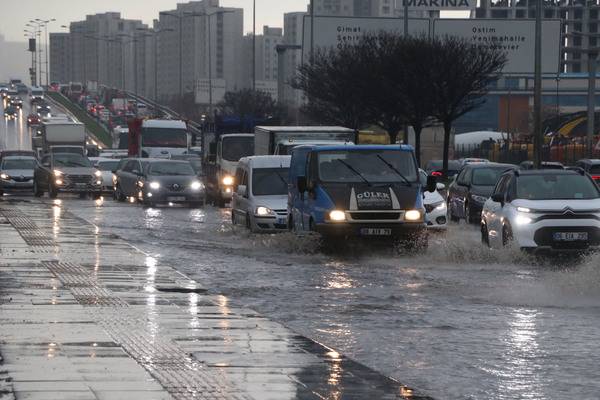 Ankara’da sağanak etkili oldu haberi