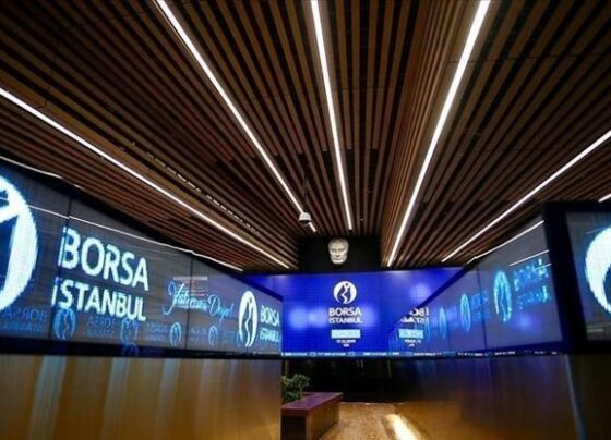 BIST 100 güne yükselişle başladı Endeks 9.353 puana yükseldi (24 Nisan 2025)