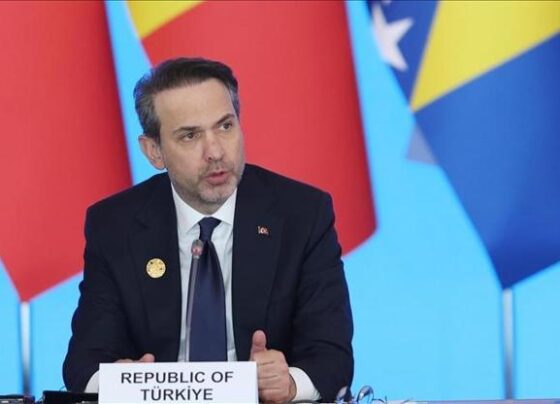 Bakan Bayraktar: Türkiye, enerjide arz güvenliği için potansiyelinin tamamını kullanmayı hedefliyor