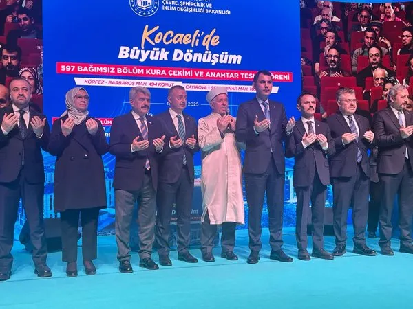 Bakan Kurum: “İzmit Körfezi şehrin kara lekesi değil, cennet köşesi olacak”