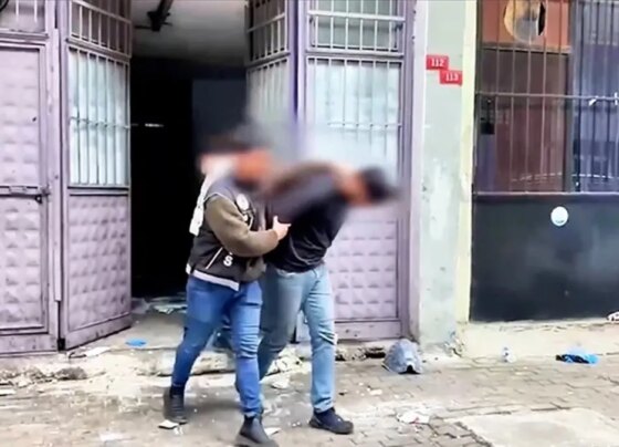 Bakan Yerlikaya duyurdu! Zehir tacirlerine darbe: 2 ton 680 kilogram...