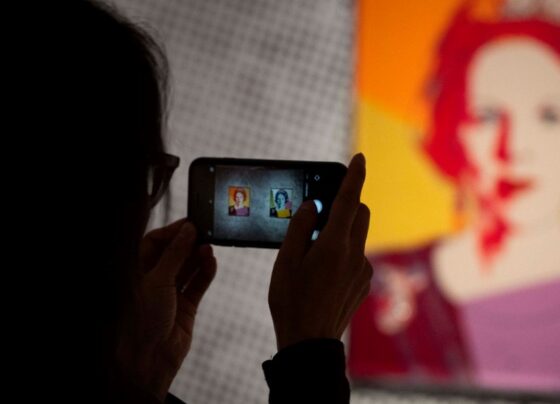 Belediye, Andy Warhol’un eserini “yanlışlıkla” çöpe atmış - Son Dakika Dünya Haberleri
