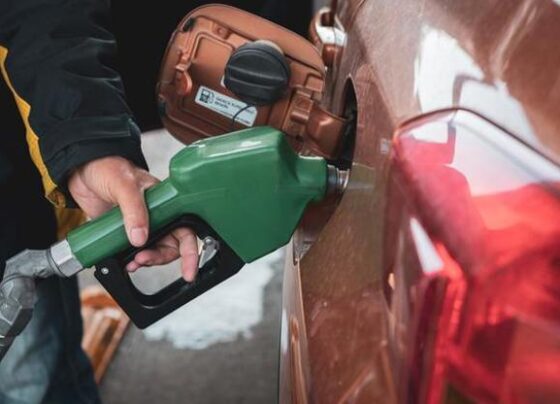 Benzine zam geliyor Araç sahipleri dikkat... Akaryakıtta tabela değişiyor... (16 Nisan 2025)