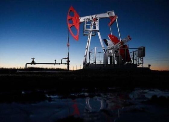 Brent petrol 64,40 dolar seviyesinde Küresel ticaret gerilimi fiyatları etkiliyor