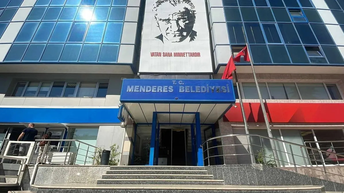 CHP’li 5 meclis üyesi partilerinden istifa etti