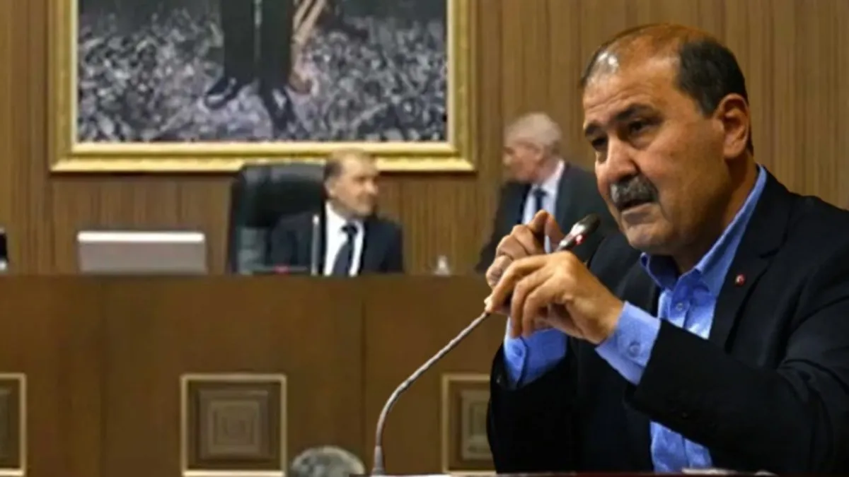 CHP’li Ertan Işık’tan ABB Meclisi’nde partililerine küfür: Umurumda değiller