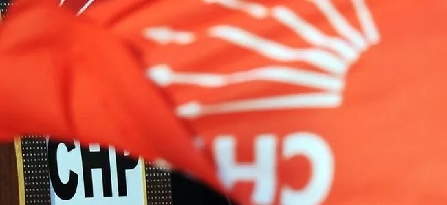 CHP’nin “şaibeli kurultay” skandalında yeni iddia! “Çekyat altında delegelere dağıtmak için 2 milyon dolar vardı”