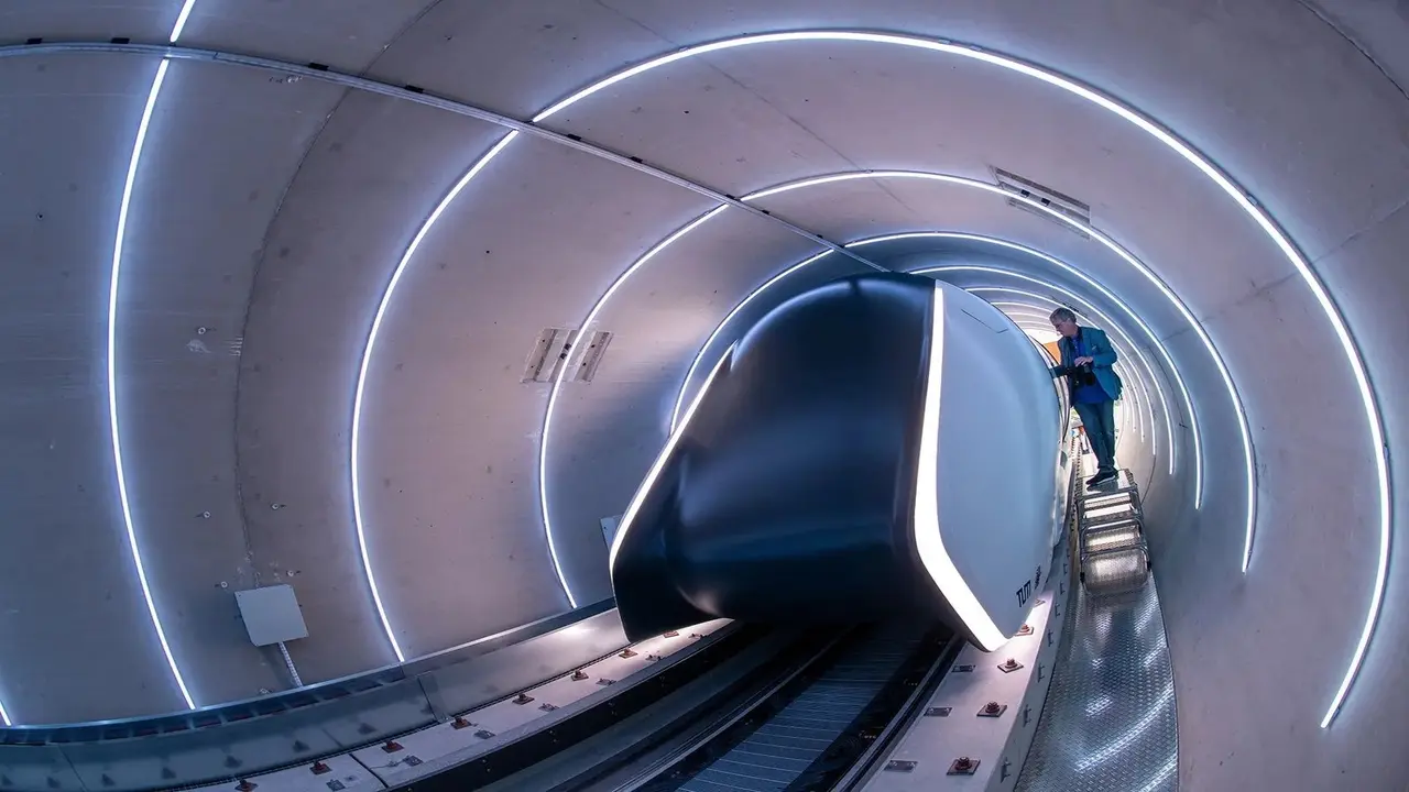 Çinliler, Hyperloop benzeri projeyi hayata geçirecek!