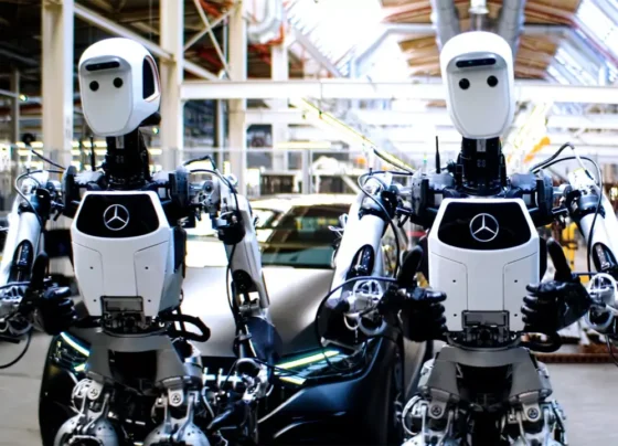 Çinliler, insansı robotlarda seri üretime geçiyor!
