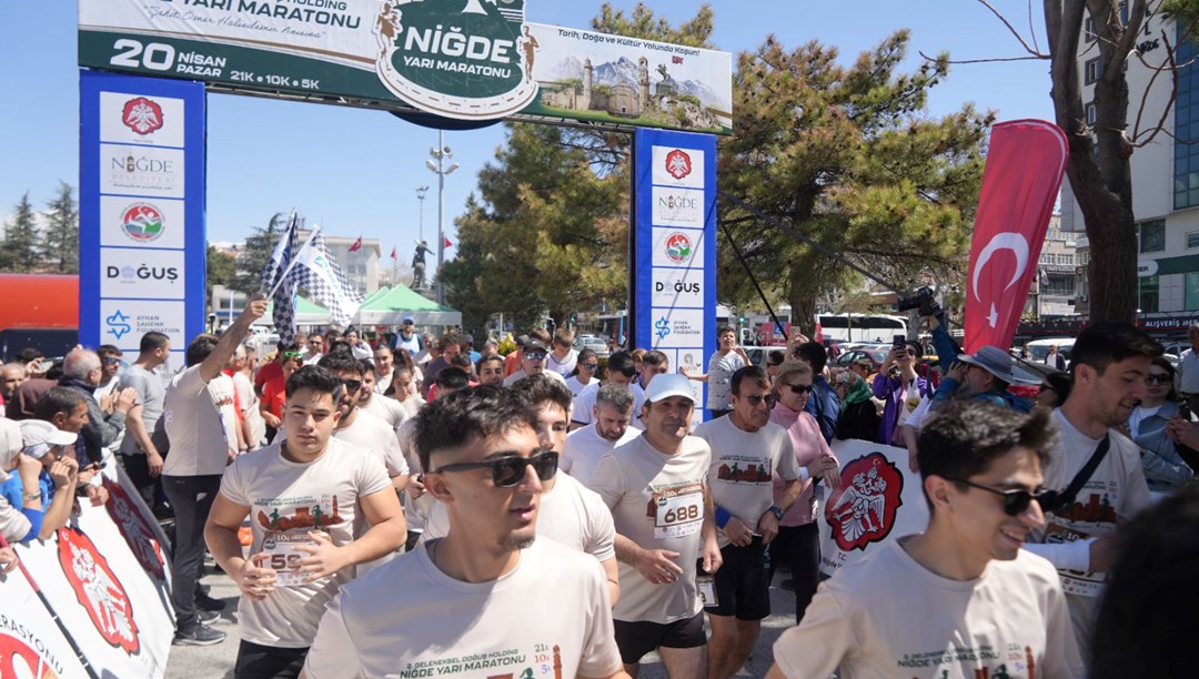 Doğuş Holding Niğde Yarı Maratonu’nda 518 sporcu yarıştı – Son Dakika Spor Haberleri