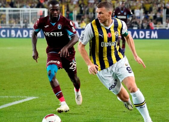 Fenerbahçe-Trabzonspor derbisi 100'den fazla ülkede yayınlanacak - Son Dakika Spor Haberleri
