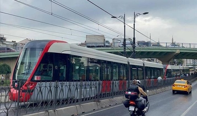 Kabataş-Bağcılar tramvay hattı seferlerine “yürüyüş” düzenlemesi haberi