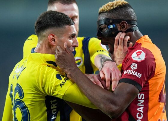 Kadıköy'de olaylı derbi | Galatasaray, Fenerbahçe'yi eledi: Saha karıştı 4 kırmızı kart çıktı! - Son Dakika Spor Haberleri