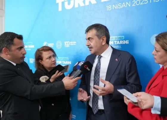 MEB’e photoshop operasyonu - Son Dakika Haberler