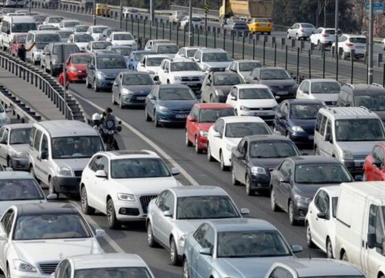 Mart ayında trafiğe kayıtlı araç sayısı 31,8 milyona yaklaştı - Son Dakika Ekonomi Haberleri