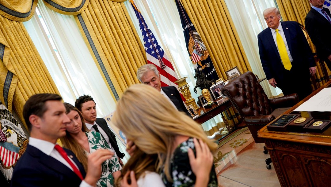 Mehmet Öz’ün yemin töreninde torunu baygınlık geçirdi, Trump konuşmasını yarıda kesti – Son Dakika Dünya Haberleri
