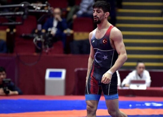 Milli güreşçi Kerem Kamal şampiyon oldu - Son Dakika Spor Haberleri