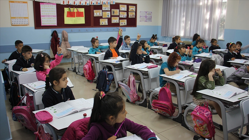 Pazartesi günü İstanbul’daki tüm okullarda ilk ders: Afet eğitimi haberi