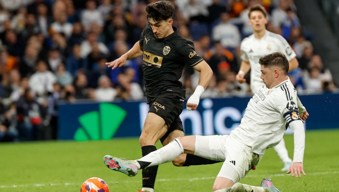 Real Madrid’e şampiyonluk yarışında darbe – Son Dakika Spor Haberleri