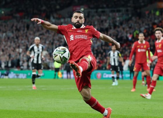 Resmi açıklama geldi Salah Liverpool'da kaldı - Son Dakika Spor Haberleri