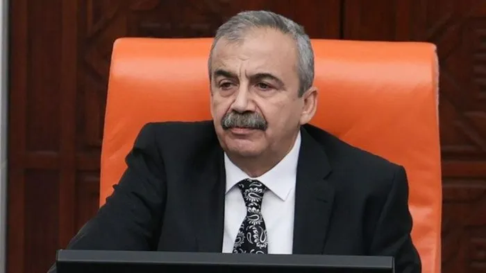 Sırrı Süreyya Önder’in kardeşi Ali Önder: “Durumunun kötüye gitmemesi bizi umutlandırıyor”