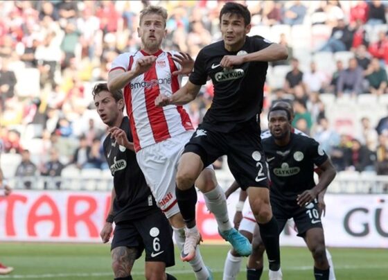 Sivasspor'da Koita ve kaleci Nikolic Fenerbahçe maçında yok - Son Dakika Spor Haberleri