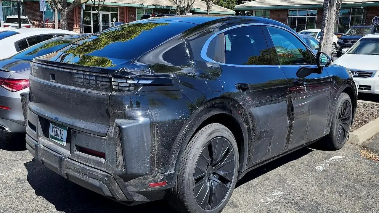 Tamamen elektrikli Porsche Cayenne görücüye çıkıyor!