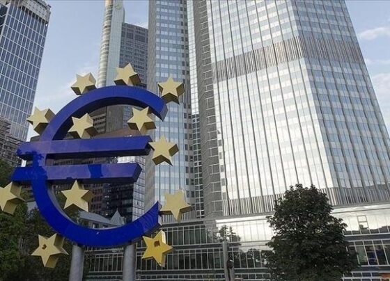 Trumpın gümrük vergisi Euro Bölgesinde güveni yerle bir etti