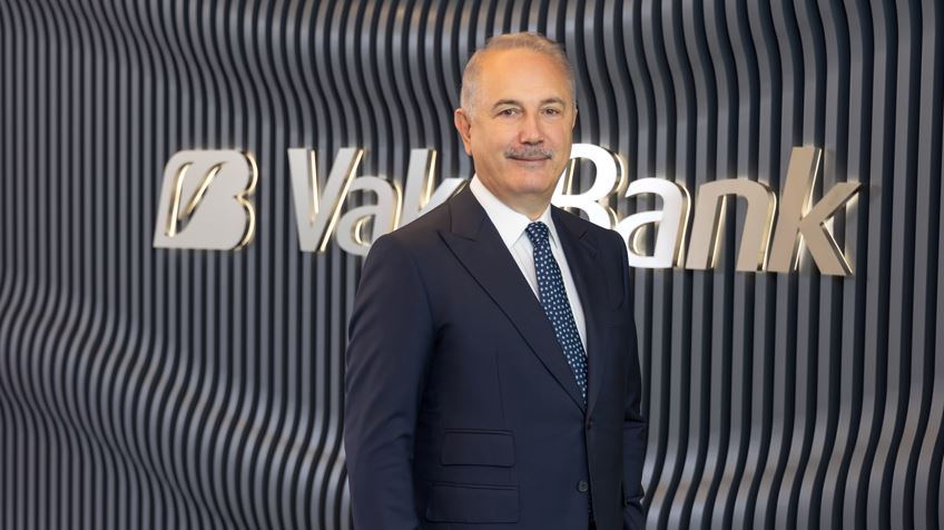 Vakıfbank’ta Abdi Serdar Üstünsalih Genel Müdürlük görevine devam ediyor haberi