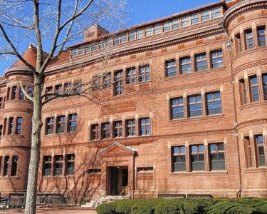 Harvard'a mali darbe: Eğitim Bakanlığı'ndan kritik karar!