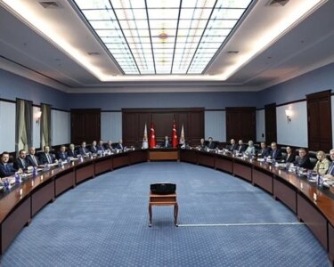 AK Parti'de MYK toplandı