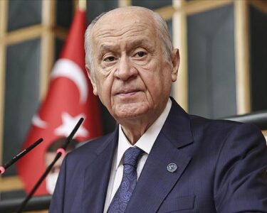 Bahçeli: PKK'nın silahlarını teslim etmesi derhal sağlanmalıdır