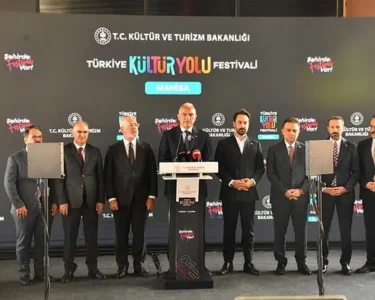 Bakan Ersoy: Türkiye Kültür Yolu Festivali, dünyanın en kapsamlı festivali konumuna geldi