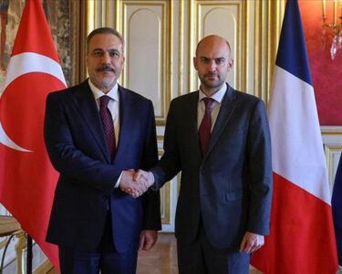 Bakan Fidan, Fransız mevkidaşı ile telefonda görüştü