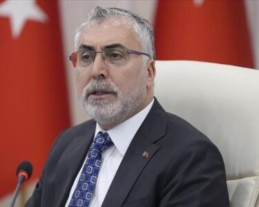 Bakan Işıkhan: Depremden zarar gören vatandaşımızın her zaman yanındayız