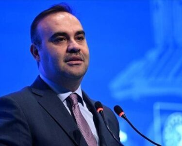 Bakan Kacır: Sanayimizin rekabet gücünü koruyacağız
