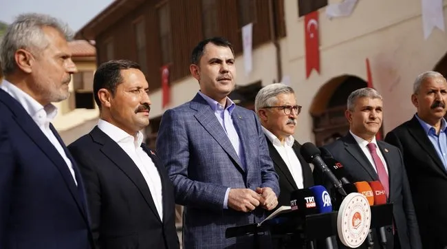 Bakan Kurum’dan Hatay’a 3 müjde: Yeniden ayağa kalkışın simge şehri