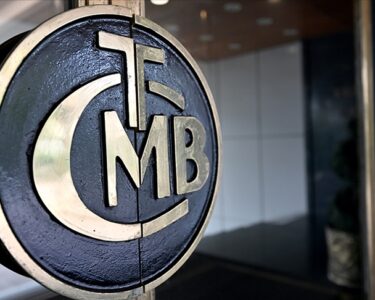 TCMB rezervlerinde gerileme hız kesmedi