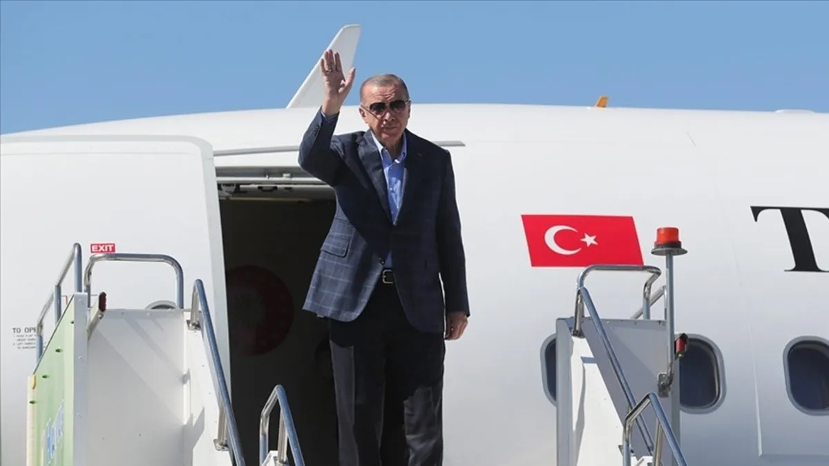 Başkan Erdoğan, KKTC’ye gitti! KKTC cumhurbaşkanlığı yerleşkesinin açılışını yapacak