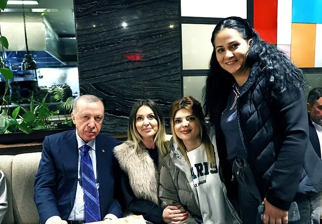 Başkan Erdoğan’dan gençlere sürpriz ziyaret