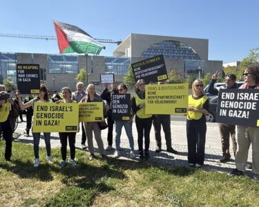 Berlin'de Herzog'a protesto: “İsrail'in Gazze’deki soykırımına son verin” - Son Dakika Dünya Haberleri