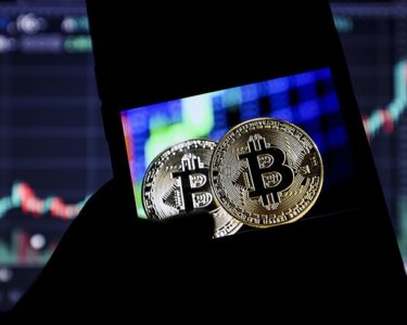 Risk iştahı Bitcoin'i uçuruyor