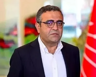 CHP’li Tanrıkulu ve Özdil arasında ‘barış halayı’ tartışması! Sosyal medya üzerinden birbirlerine düştü