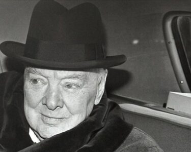 Churchill’in bekar evi satışta: Tarihi konut 3,75 milyon sterline alıcı bekliyor - Son Dakika Dünya Haberleri