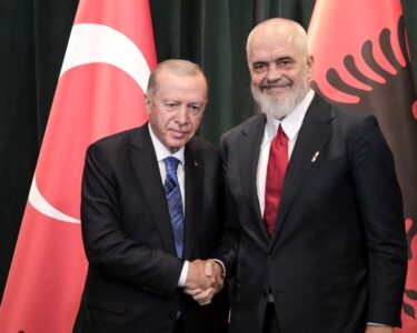 Cumhurbaşkanı Erdoğan, Arnvutluk Başbakanı Rama ile telefonda görüştü - Son Dakika Türkiye Haberleri