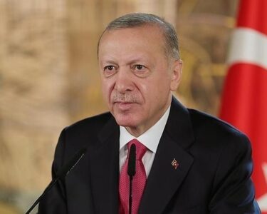 Cumhurbaşkanı Erdoğan'dan Galatasaray'a tebrik