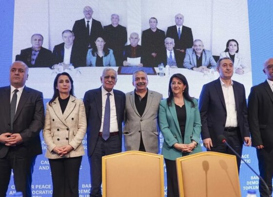 DEM Parti’den açıklama: Kongre Türkiye’ye hayırlı olsun yeni bir dönem başladı