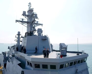Devasa destroyerde "Rus parmağı" iddiası: En güçlü silahlarla donatıldı - Son Dakika Dünya Haberleri