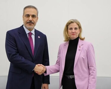 Dışişleri Bakanı Fidan Avusturyalı mevkidaşı ile görüştü